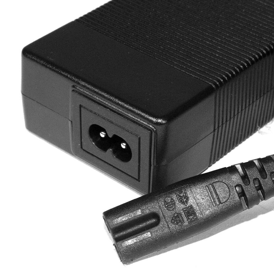Carregador premium 42V 2A (conector DC5525)