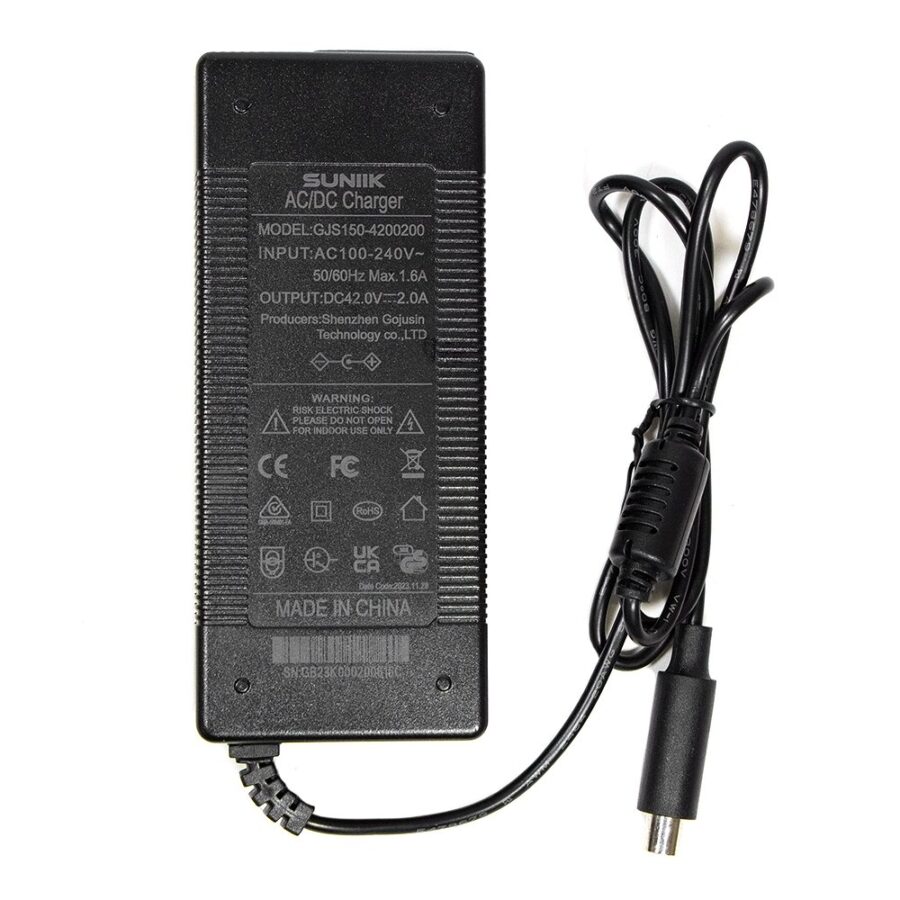 Carregador premium Trotinete Eletrica Xiaomi e Trotinete Eletrica Ninebot 42V 2A (conector DC8MM)
