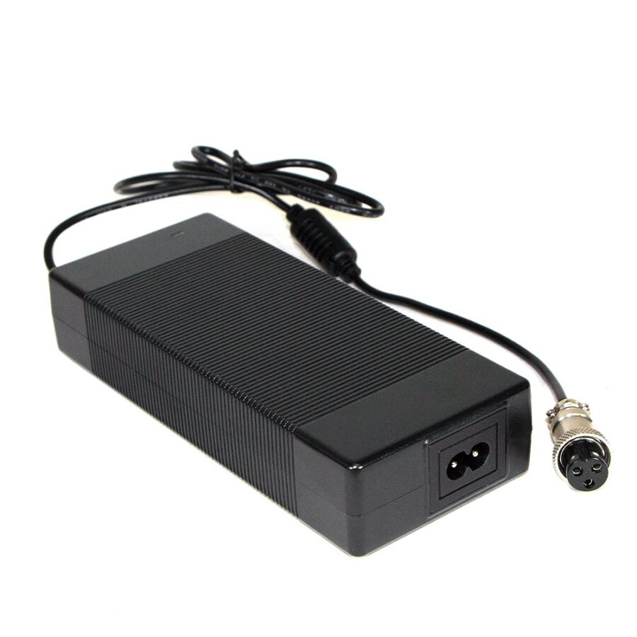 Carregador premium 67,2 V 2A (conector GX16 3 pinos)